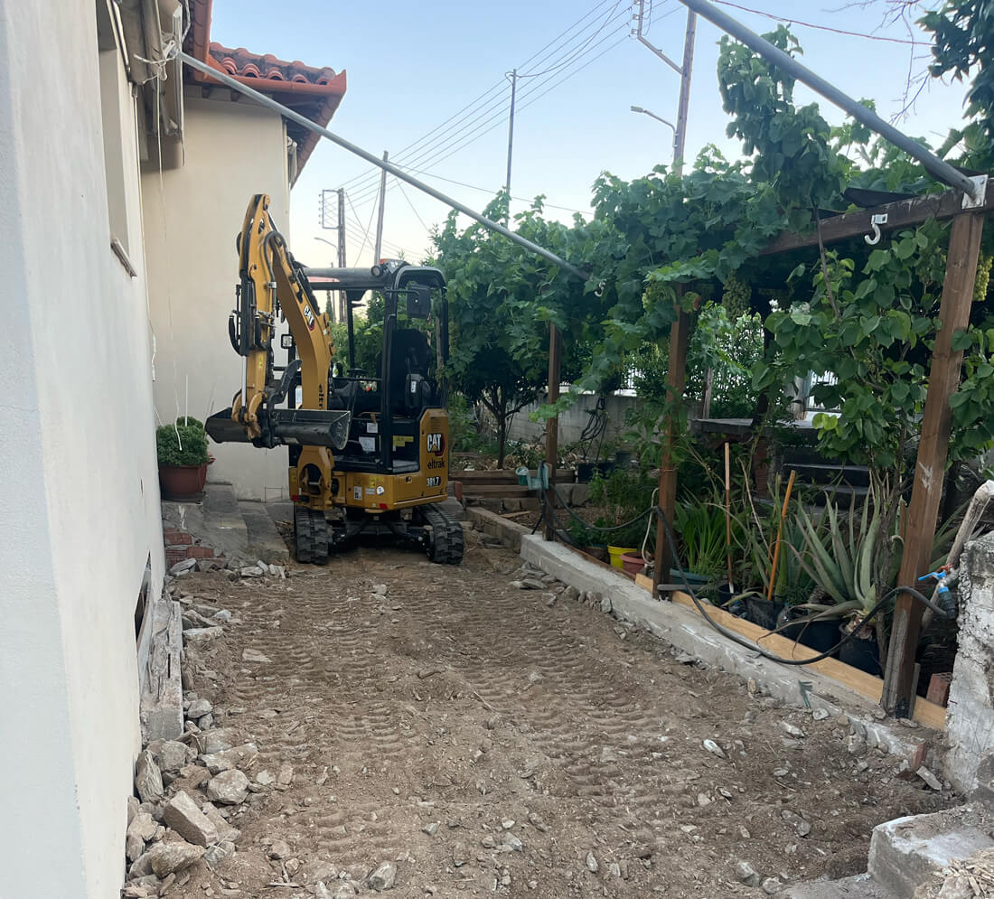 ergasia-se-stenous-xorous-xomatourgikes-ergasiew-fortiga-kissas-volos-16