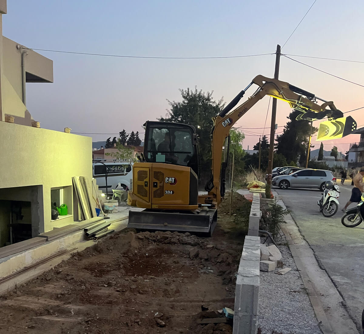 ergasia-se-stenous-xorous-xomatourgikes-ergasiew-fortiga-kissas-volos-17